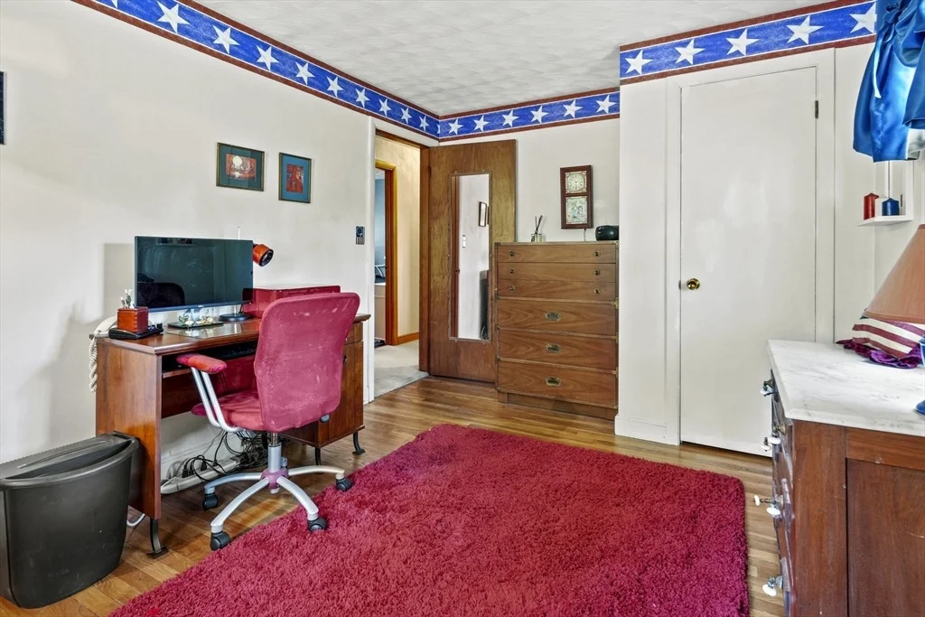 Photo of 81 Elm St