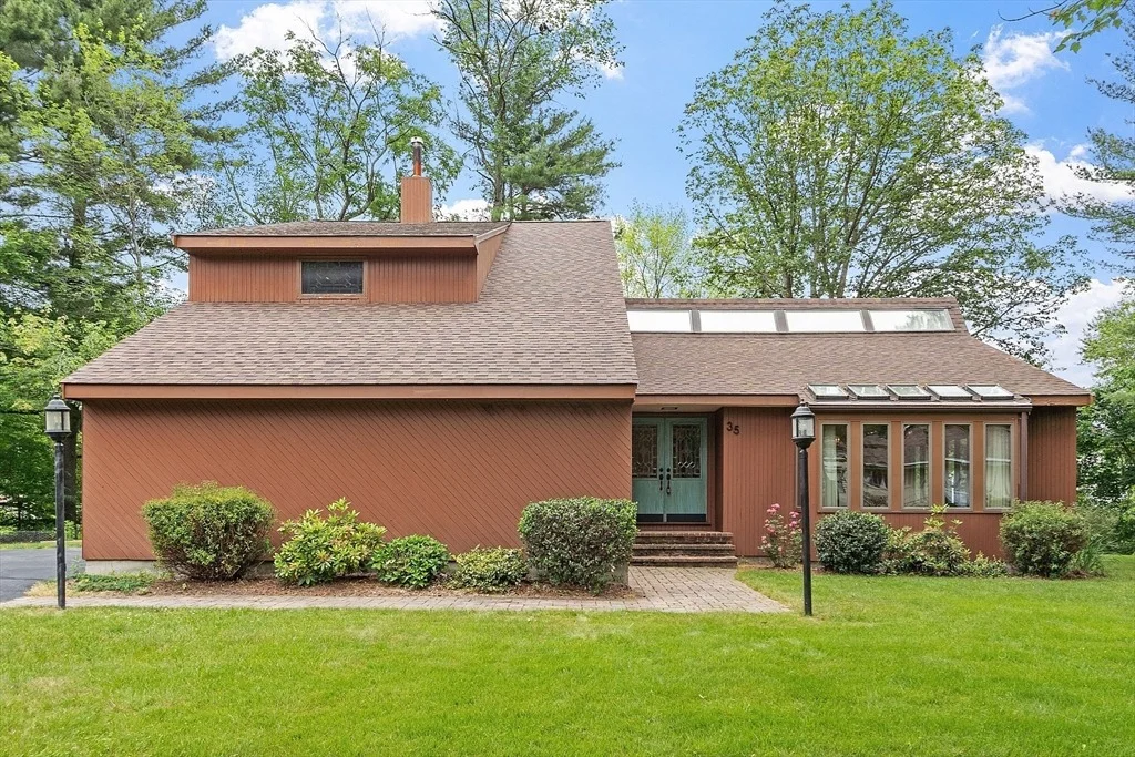 Photo of 35 Cox Lane