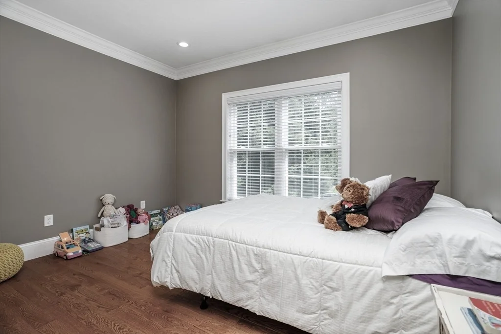 Photo of 150 Nicholas Dr
