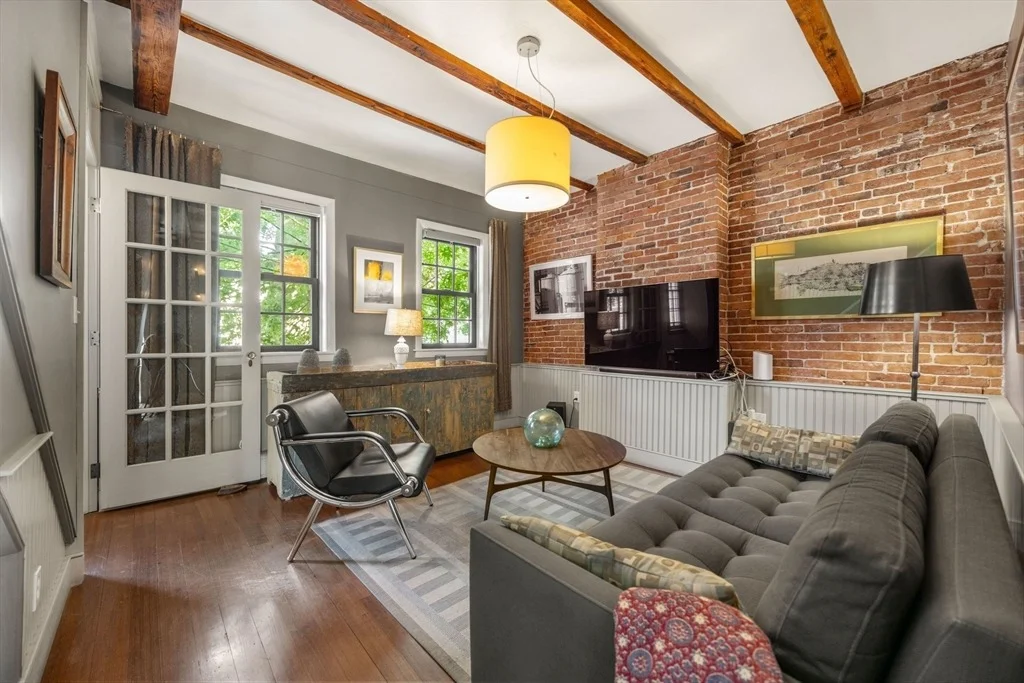 Photo of 212 Third Street