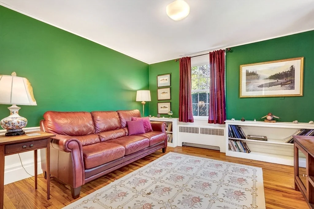 Photo of 374 Dover Road