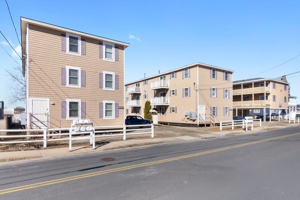Photo of Unit 13 at 20 Cable Ave