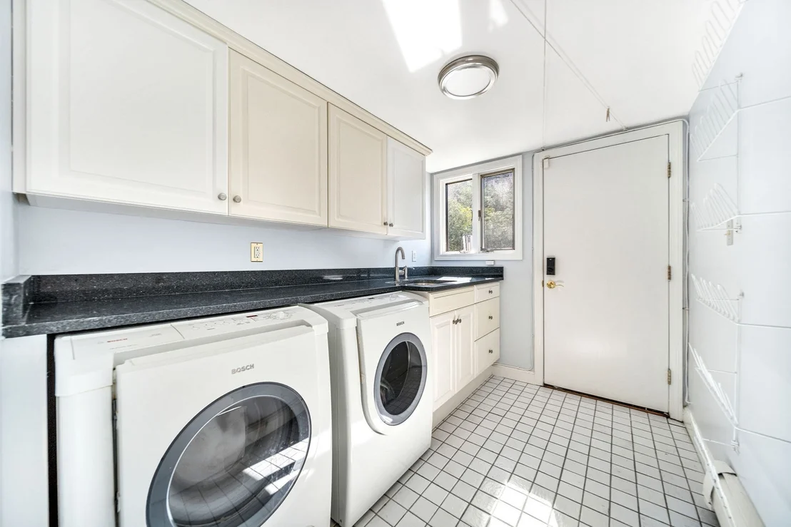 Photo of 39 Kings Grant Rd