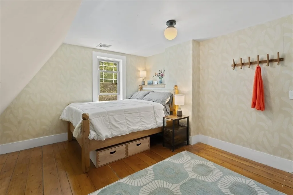 Photo of 60 Sandwich Rd