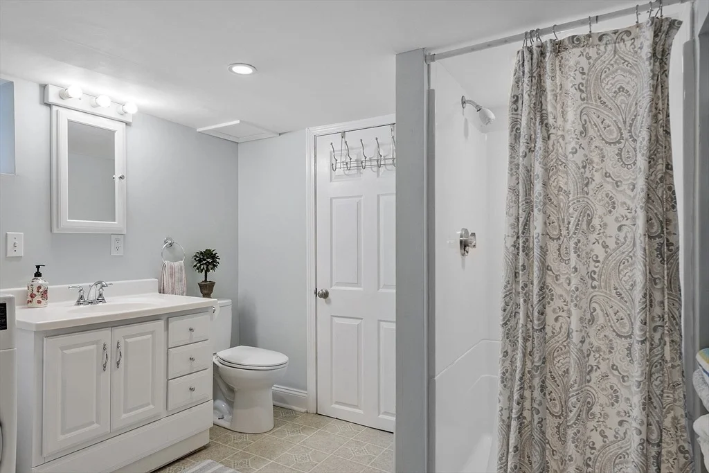 Photo of 63 Herrick Rd