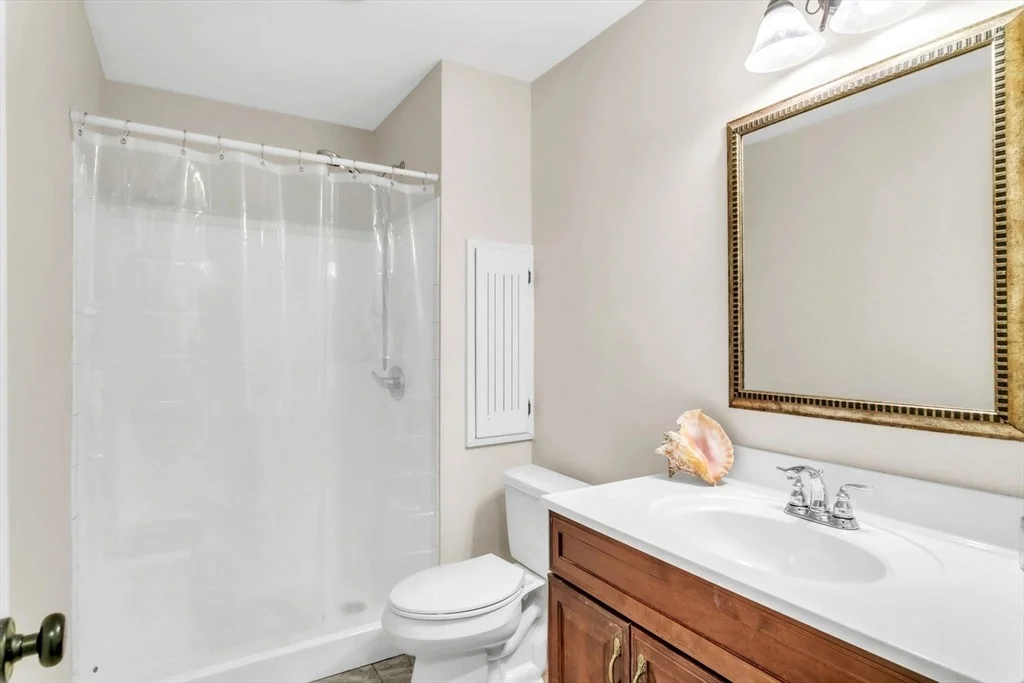 Photo of 11 Bonair Dr