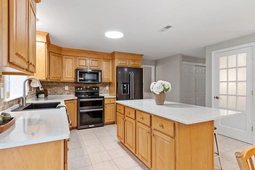 Photo of 10 John Swift Rd