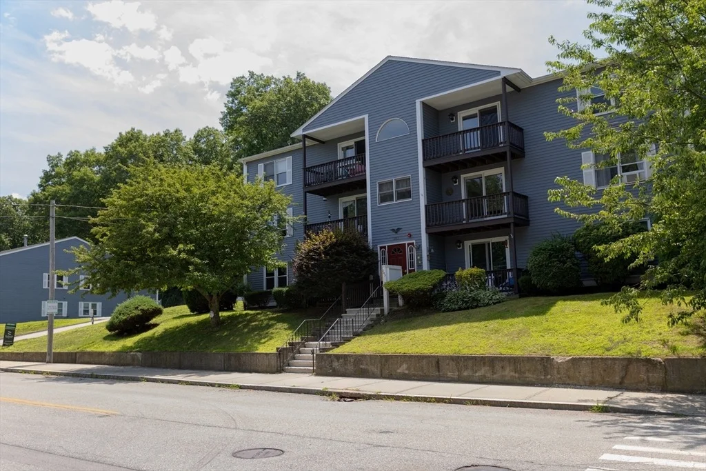 Photo of Unit 6 at 283 Privilege St
