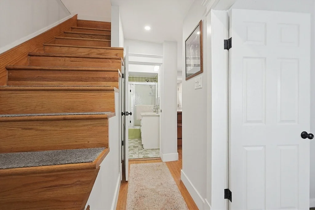Photo of 16 Coolidge Ave