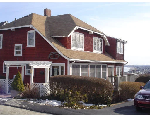 Photo of 32 Standish Ave