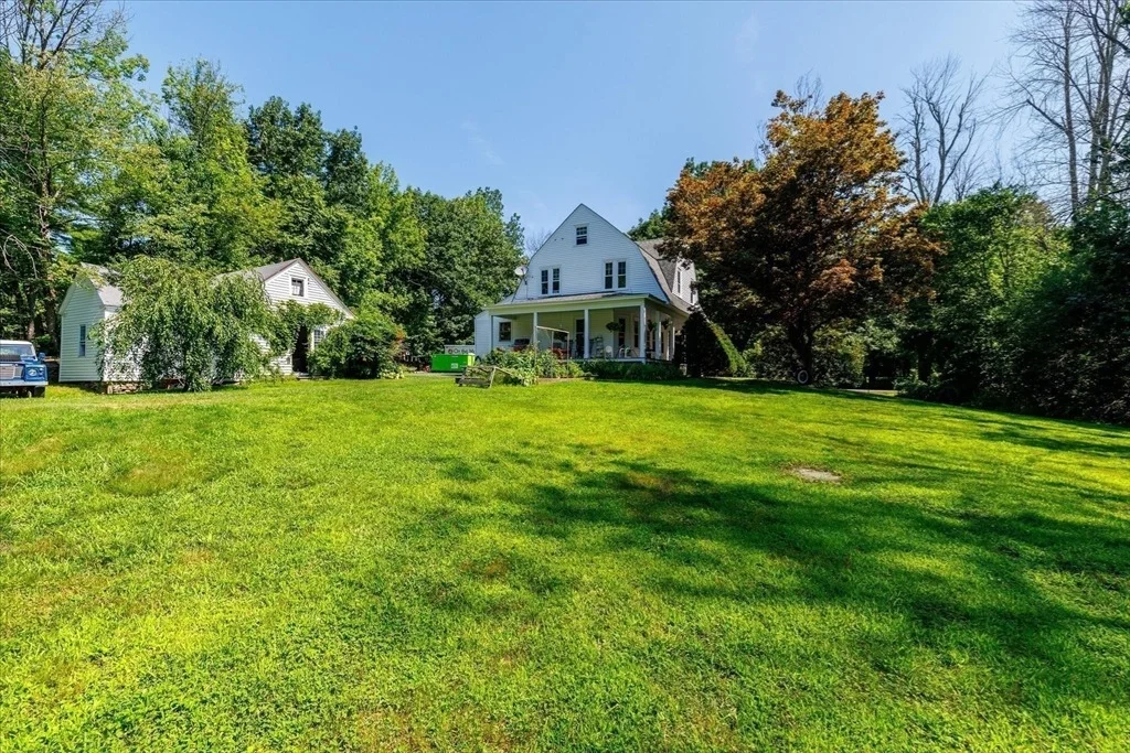 Photo of 260 Worcester Road