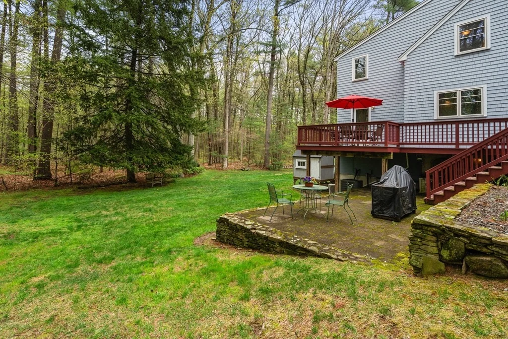 Photo of 4 Deacon Ln