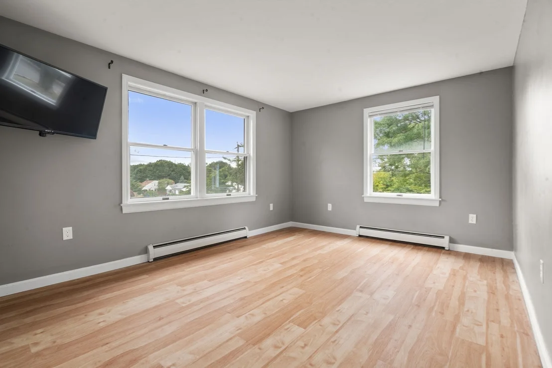 Photo of 14 Glenn Ave