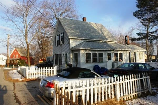Photo of 54 Hillside Rd,