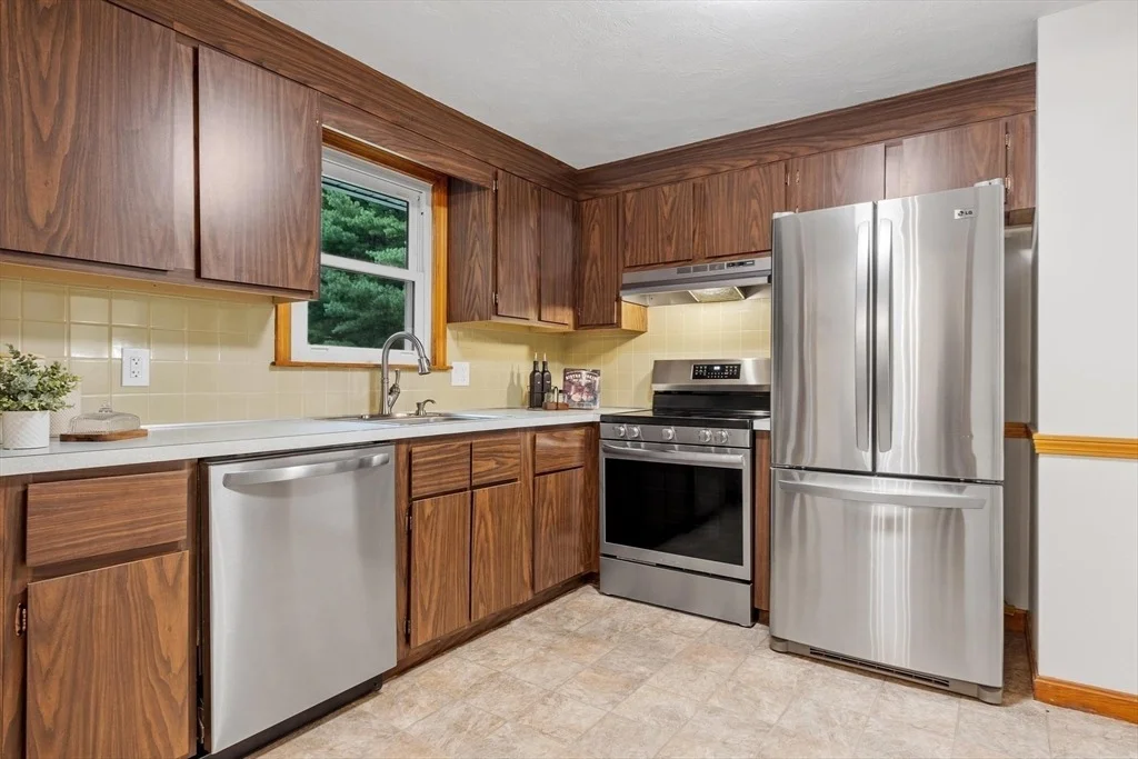 Photo of 156 Mill St