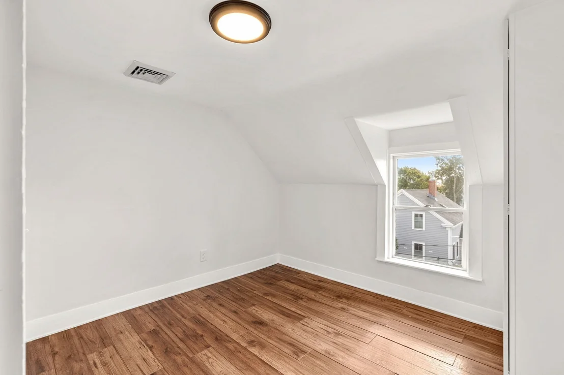 Photo of 17 Cottage Street