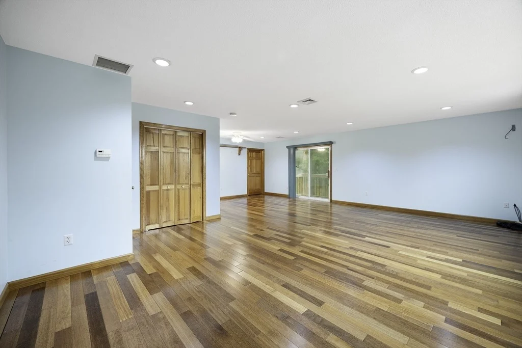 Photo of 7 Margaret Dr