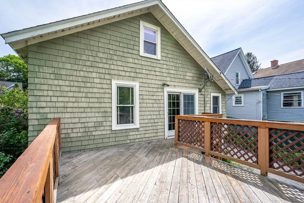 Photo of 204 Massasoit Rd