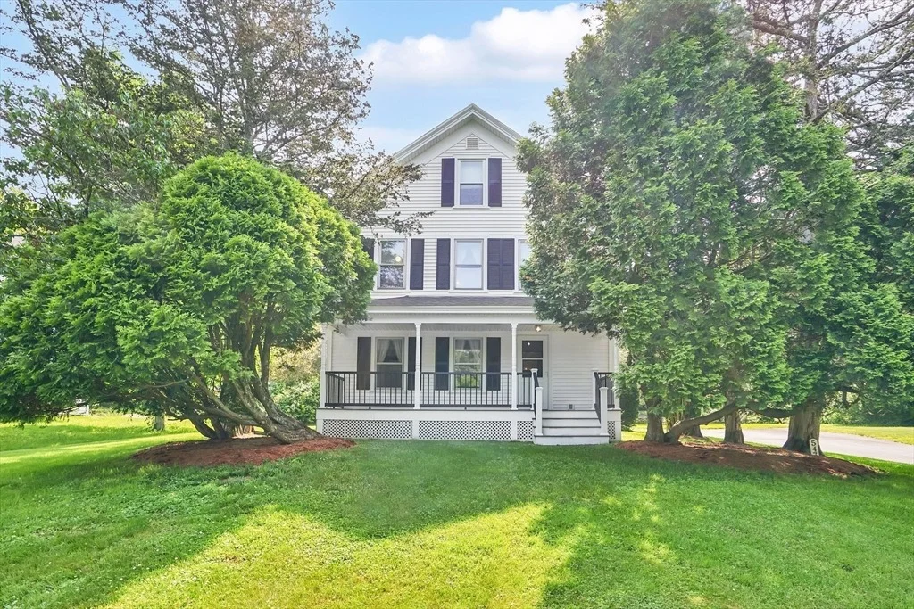 Photo of 547 Main St