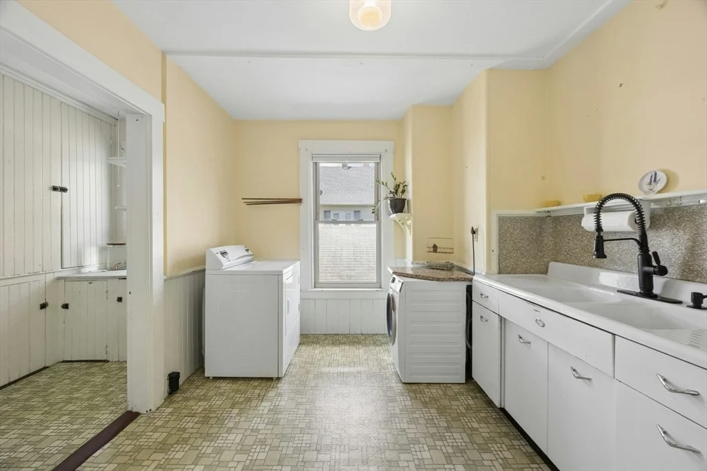Photo of 216 Walnut Street
