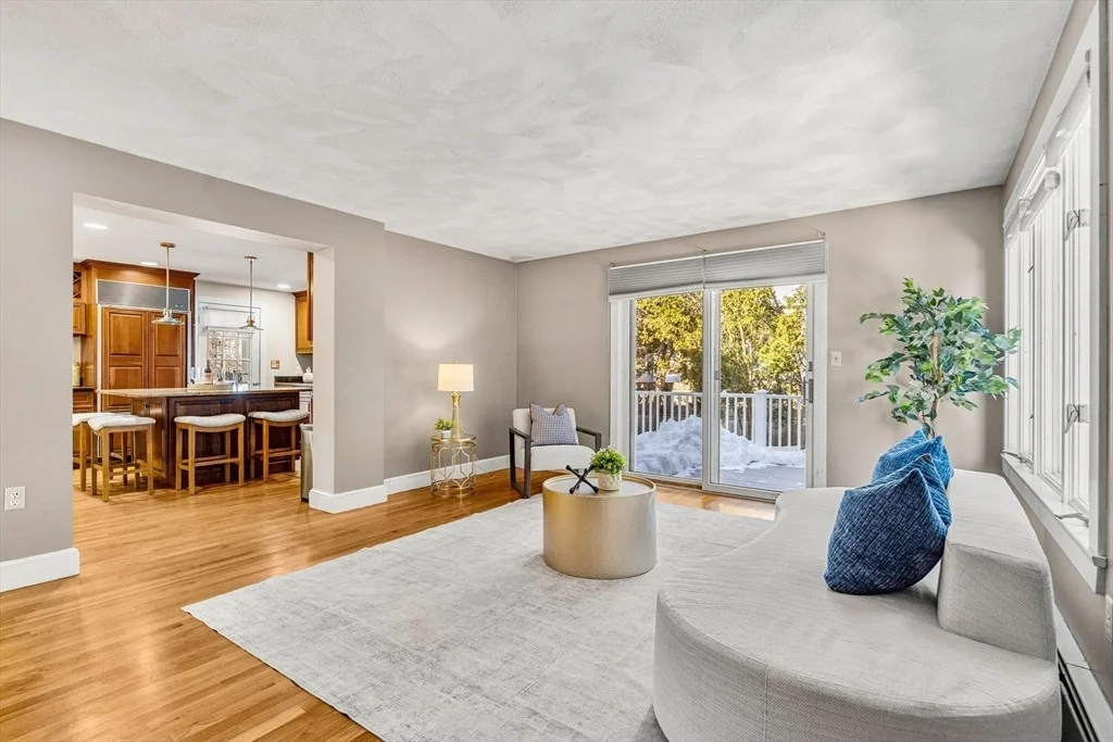 Photo of 55 Roosevelt Ave