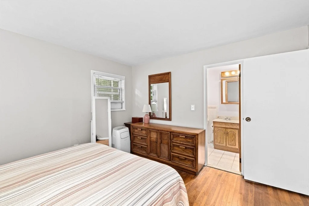 Photo of 244 Flaggler Dr