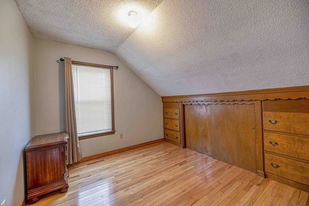Photo of 36 Mcgowan St