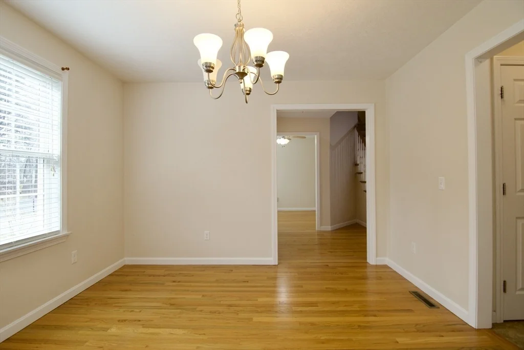 Photo of 114 Barrington Dr