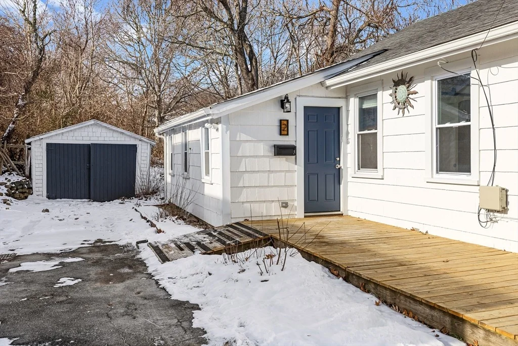 Photo of 2 Oakdale St