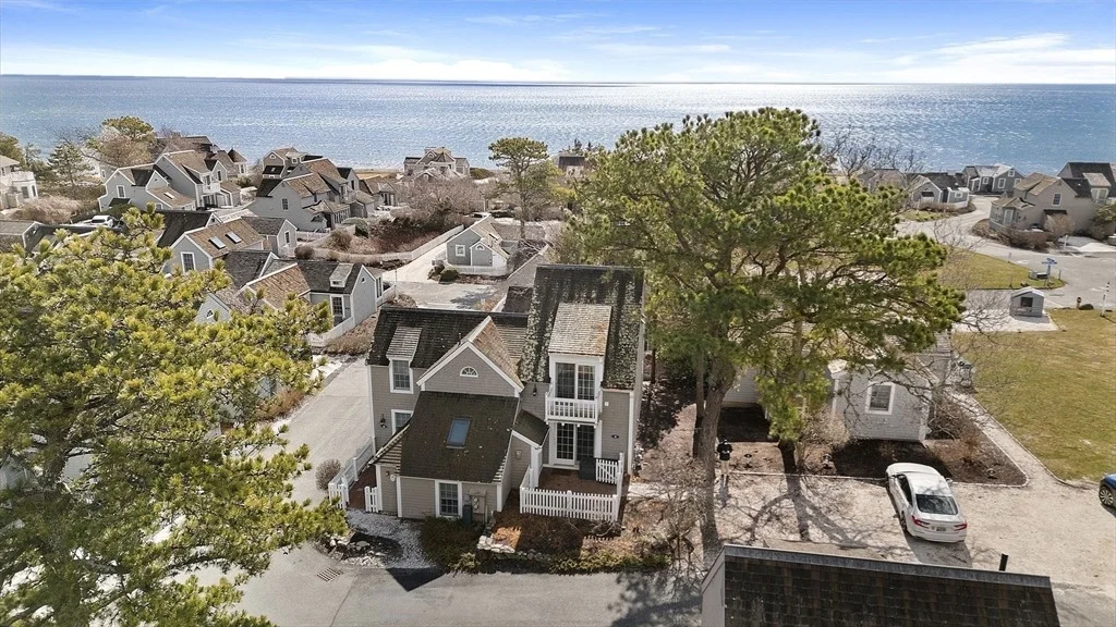 Photo of Unit 4 at 4 Hyannis Point Rd
