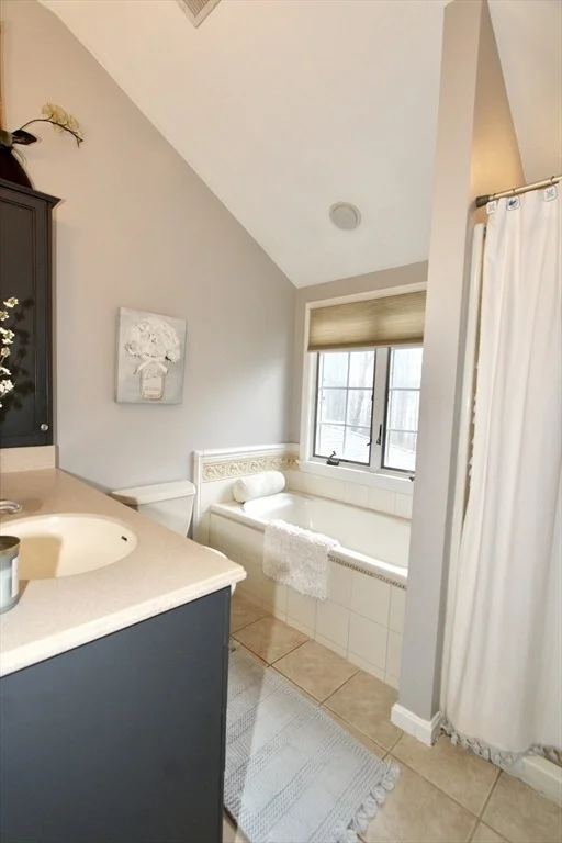 Photo of 16 Sycamore Dr