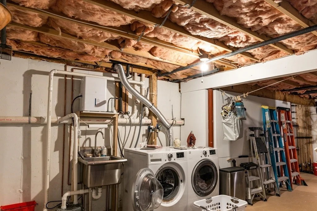 Photo of 11 Polaris Dr