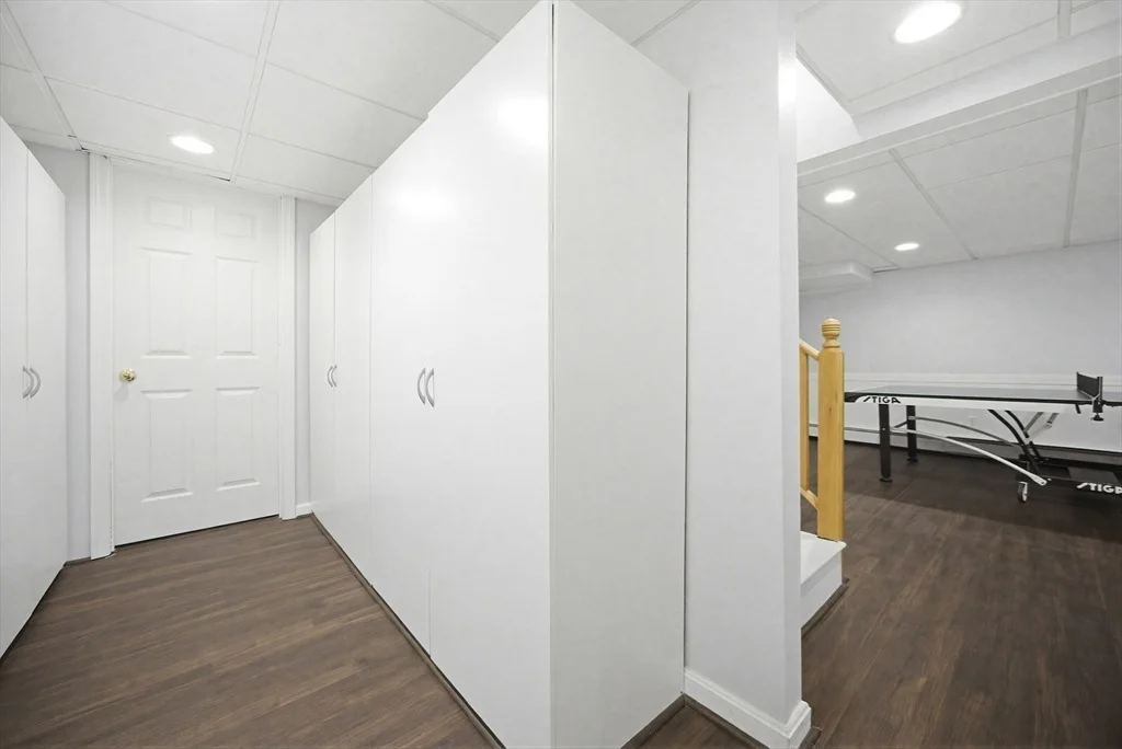 Photo of 6 Colburn Circle