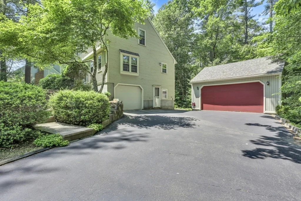 Photo of 99 Cricket Drive