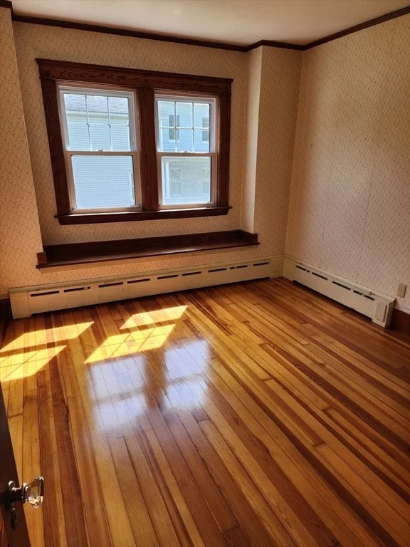 Photo of 72 W Main St