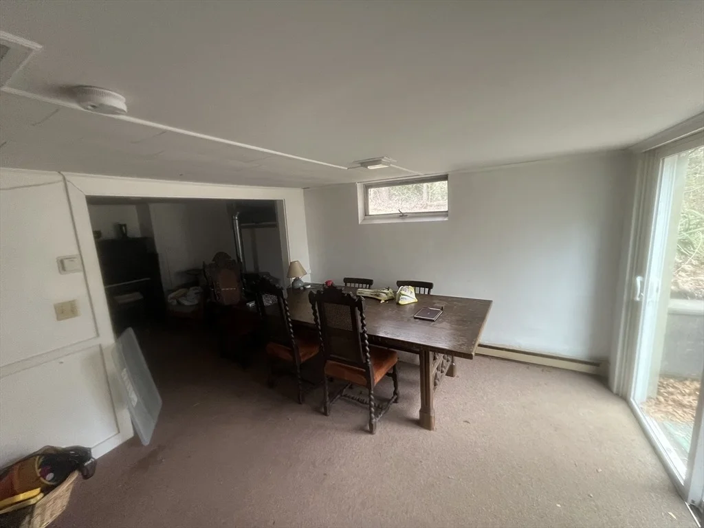 Photo of 98 Stony Brook Rd