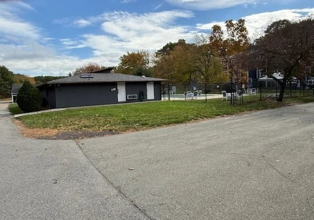 Photo of Unit 310 at 500 Colonial Drive