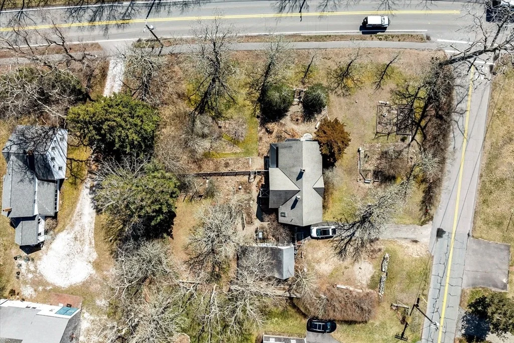 Photo of 2241 Main St