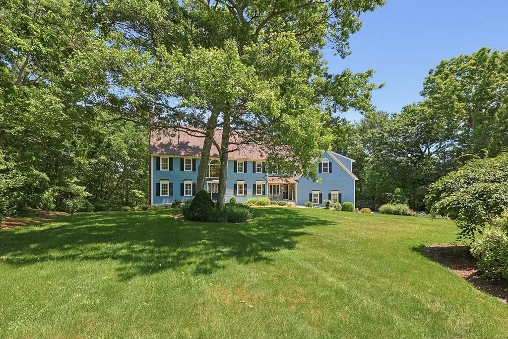 Photo of 19 Windsor Dr.