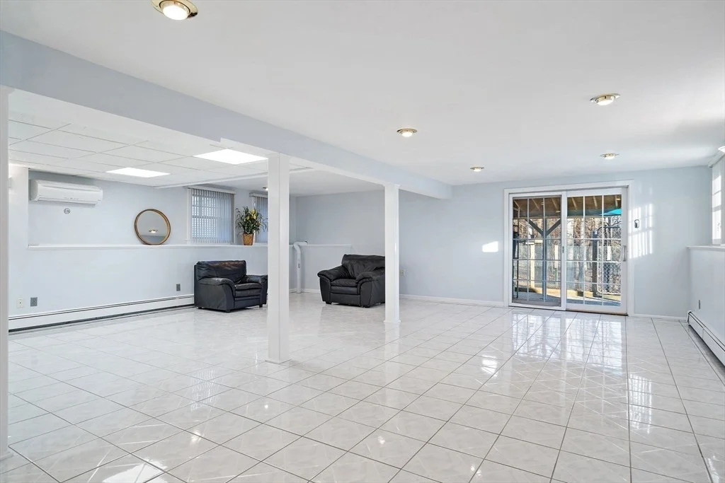 Photo of 39 Desimone Drive