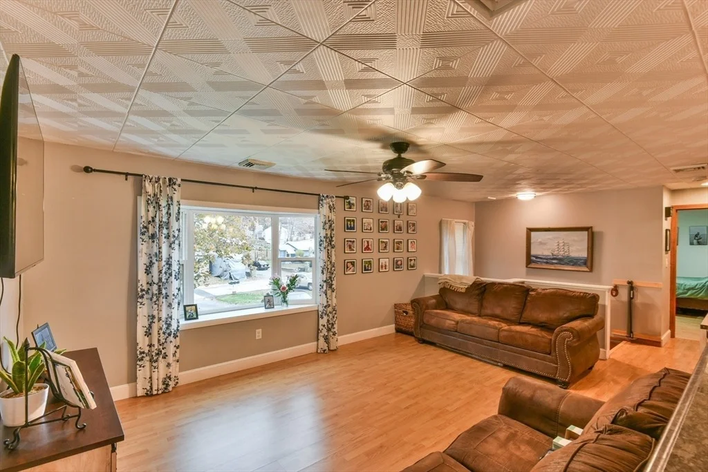 Photo of 120 Lakeside Ave