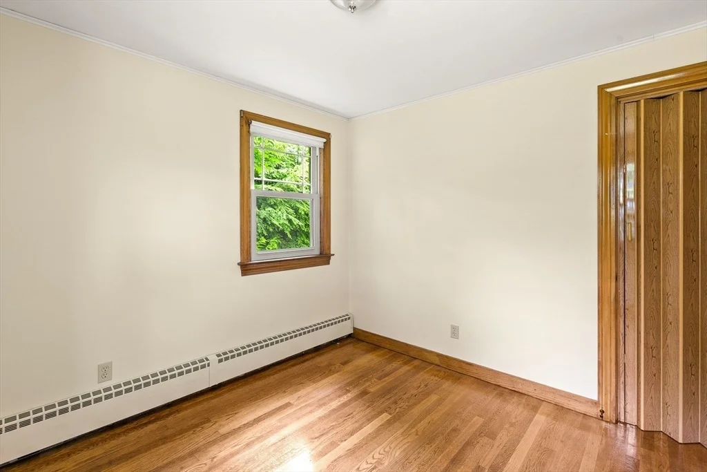 Photo of 16 Sheldon Ave