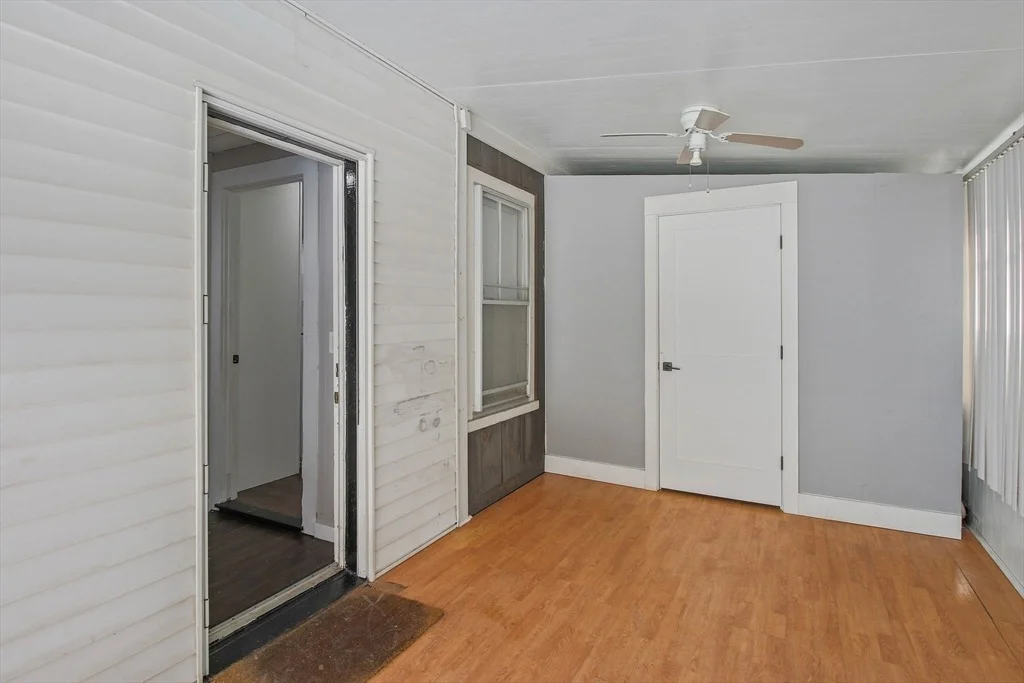 Photo of 576 Crescent St