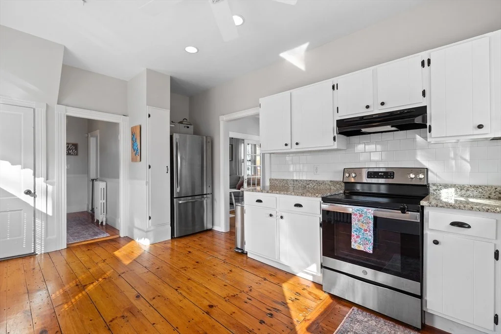 Photo of 4 White Ave