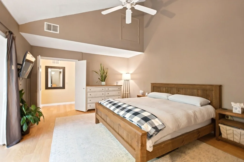 Photo of Unit 192 at 192 Captain Eames Circle