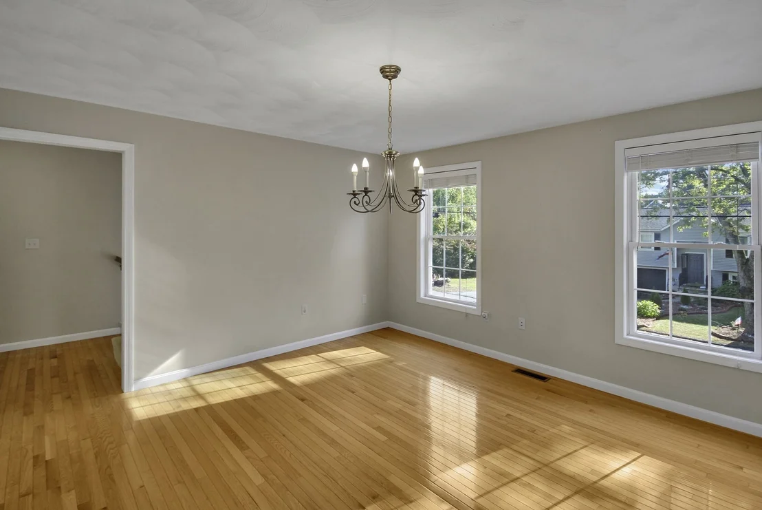 Photo of 170 Bay State Rd