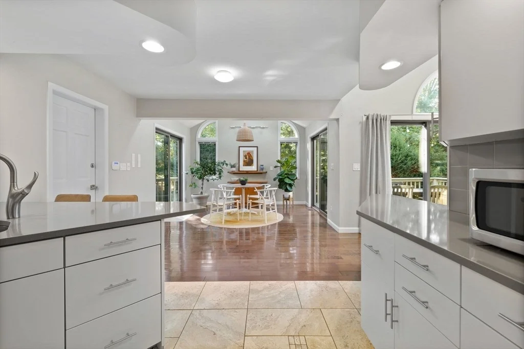 Photo of 33 Thoreau