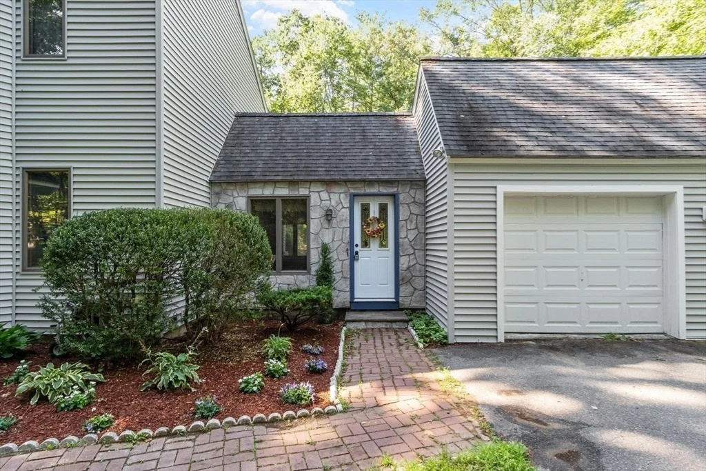 Photo of 140 Thurlow Street