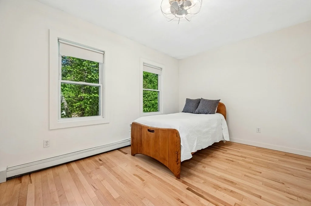 Photo of 25 Warren Street