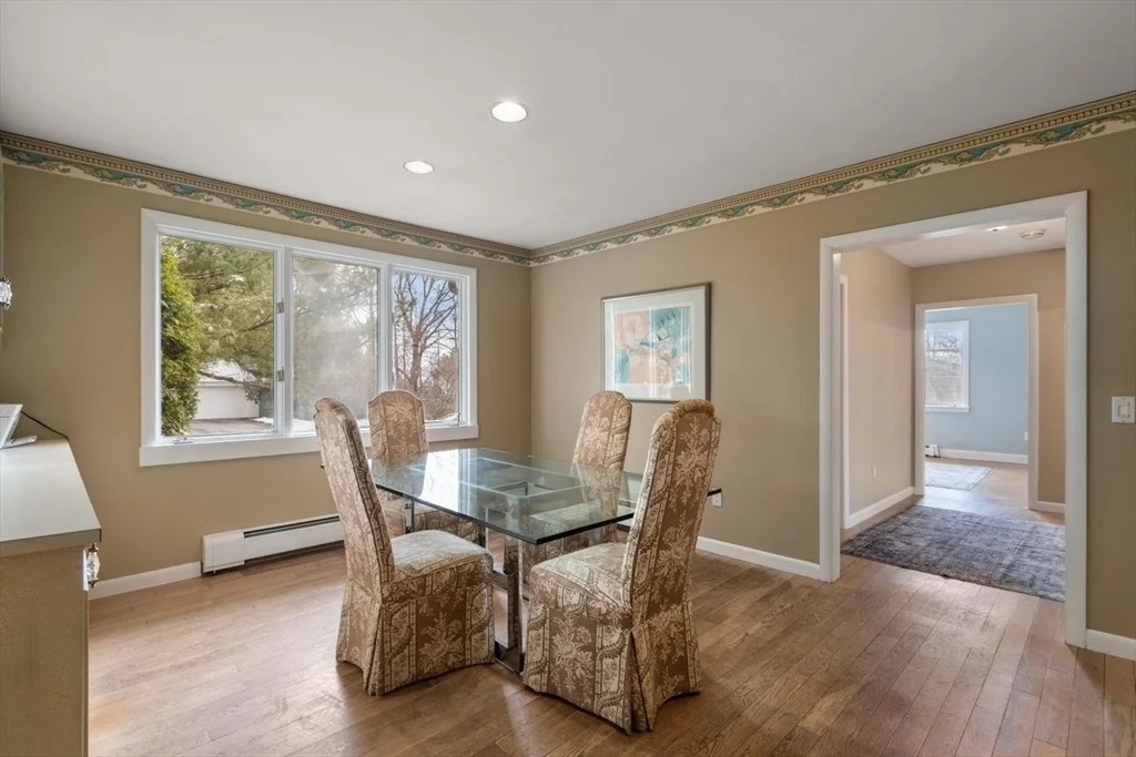 Photo of 95 Zenith Dr
